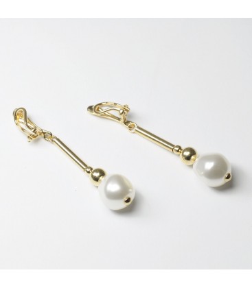 Earrings with pearls YA